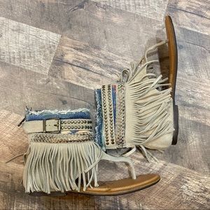 NWOT Naughty Monkey Amica suede fringe boho sandal